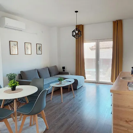 Ata Apartment *